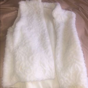 Fur vest